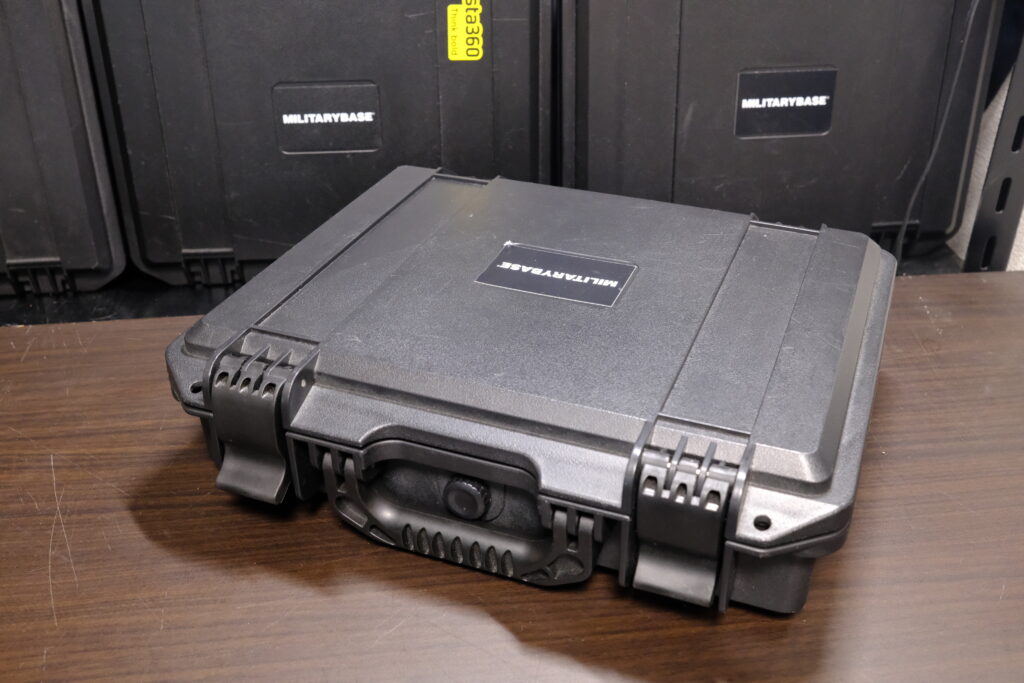 車旅行のハードケースに最適！MILITARY-BASE ハードガンケース 8L (H8024B8L ) レビュー